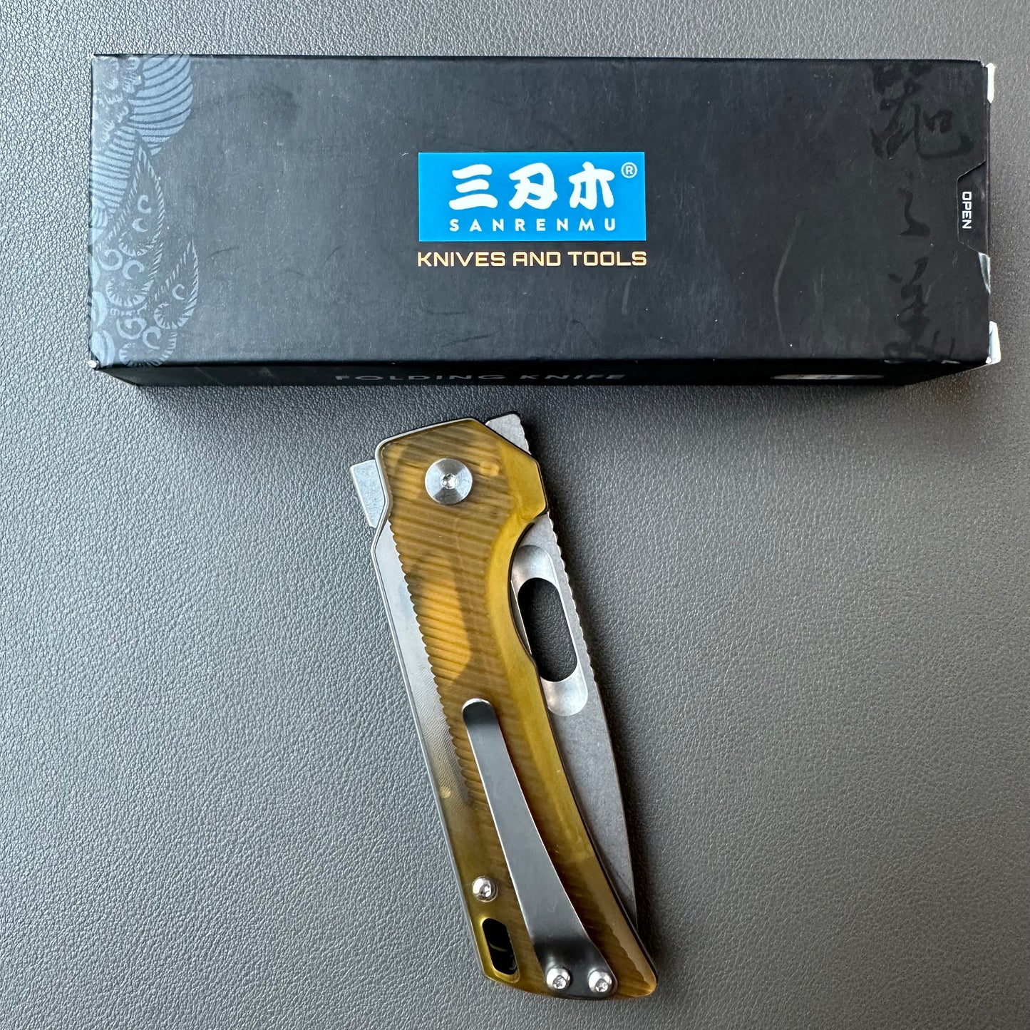 SRM 14C28N steel Ultem handle stone wash finish — 8/10, knife only.