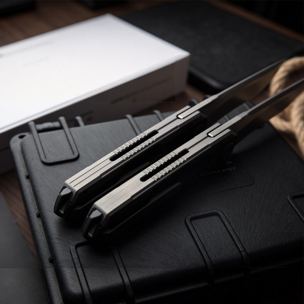 maxace kestrel MM42-1-G carbon fiber scales glow in the dark
