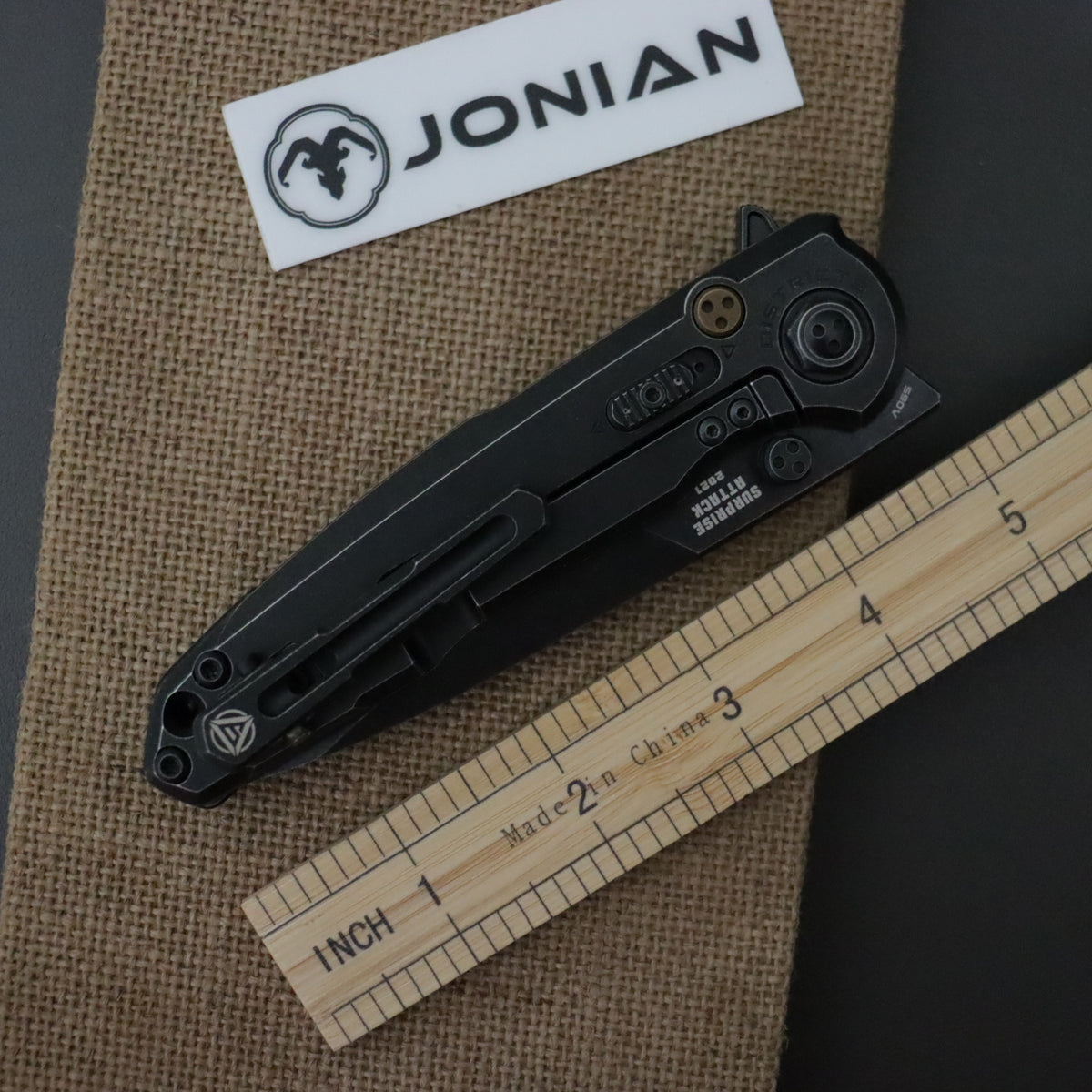District 9 Surprise Attack black stonewash