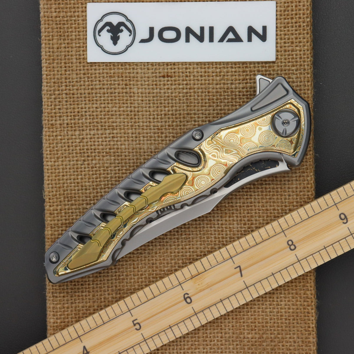 Maxace Hive