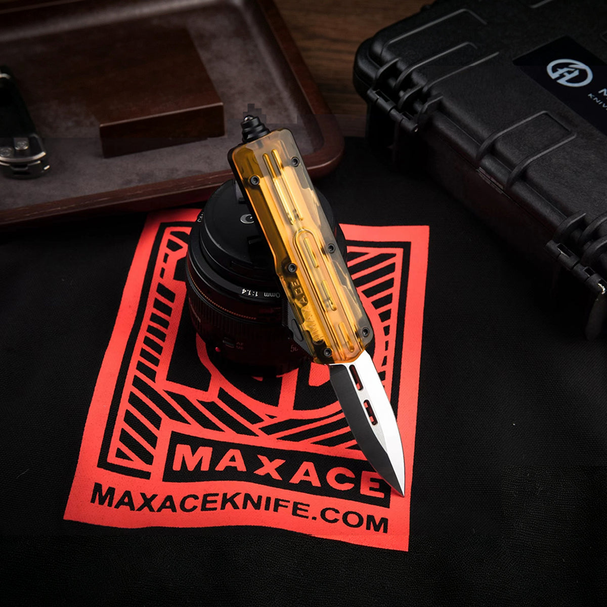 Uranus2 OTF Aluminum handle Ultem handle Zero Blade Play