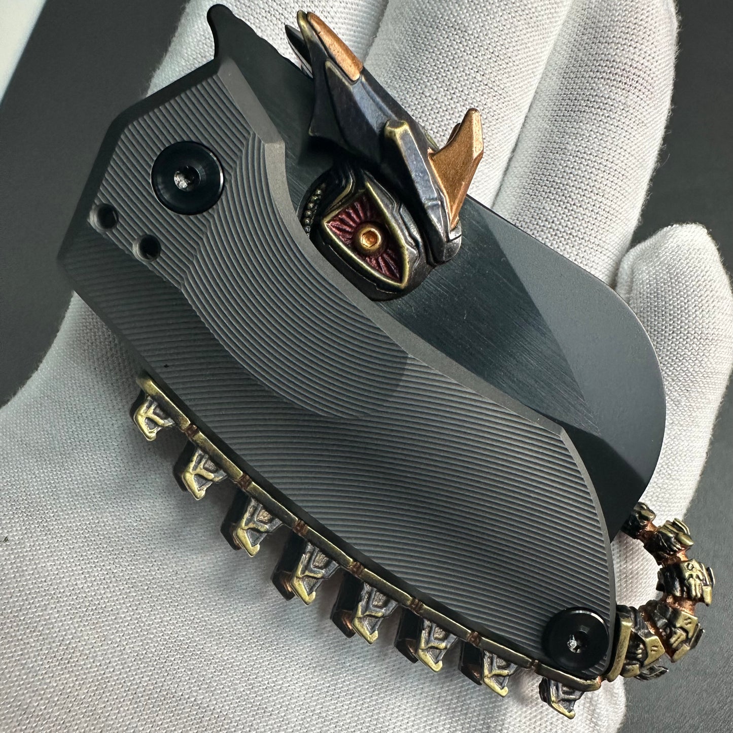 Gecko VIP exclusive version Blade Show custom limited black gold backspacer