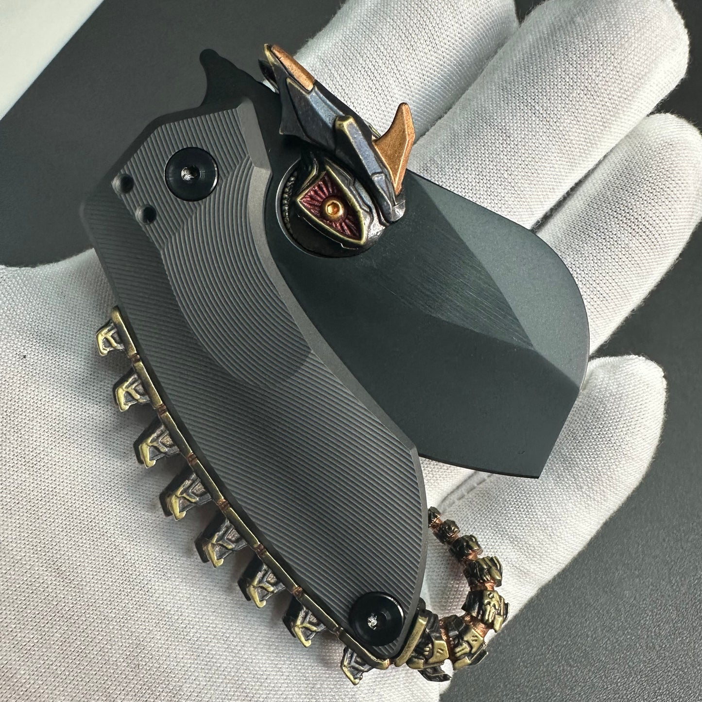 Gecko VIP exclusive version Blade Show custom limited black gold backspacer