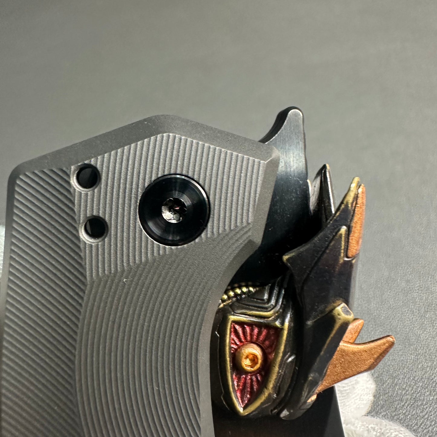 Gecko VIP exclusive version Blade Show custom limited black gold backspacer
