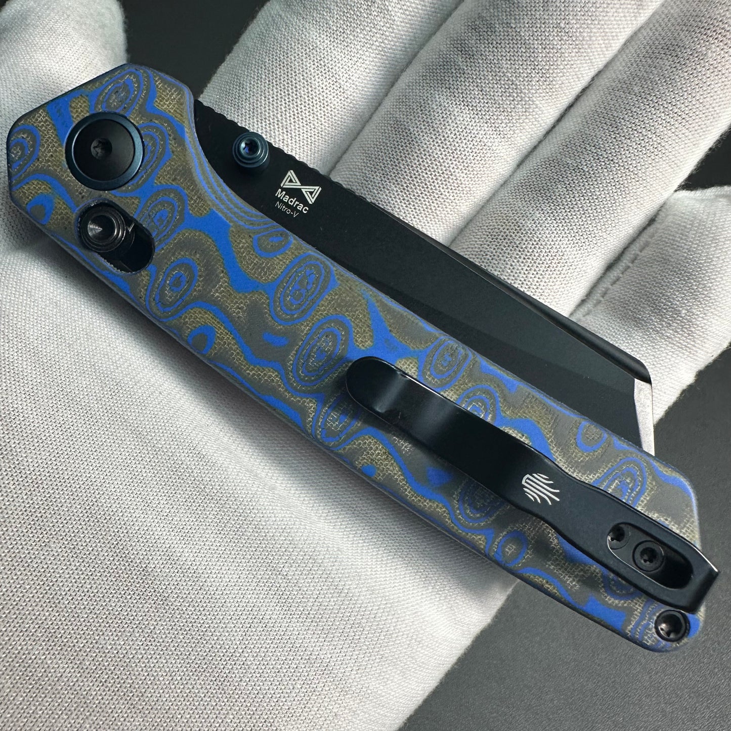 Kizer Daramc Nitro-V blade steel micarta scales