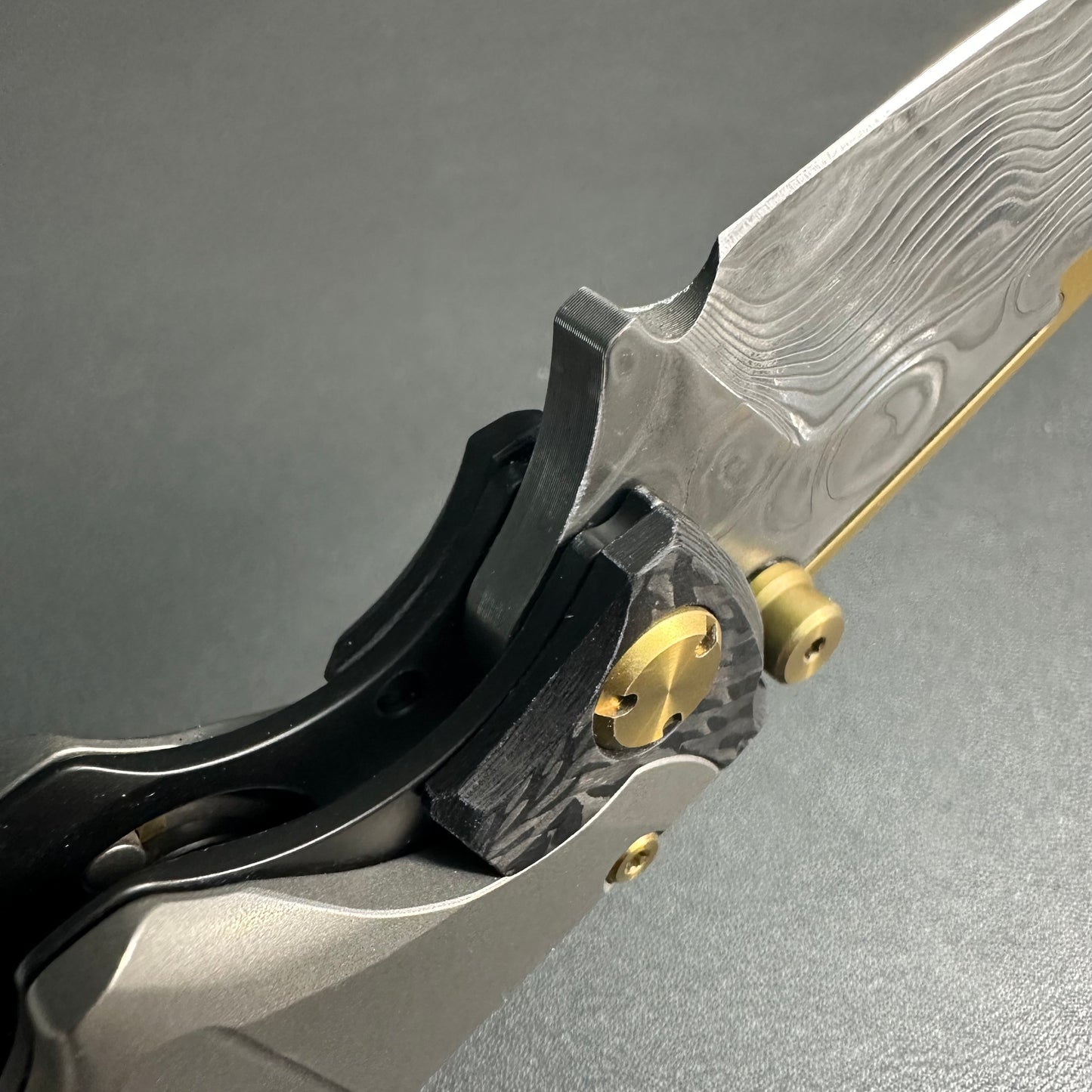 Forever Steel Alkaid carbon fiber and titanium handle Damascus blade steel translate push dagger