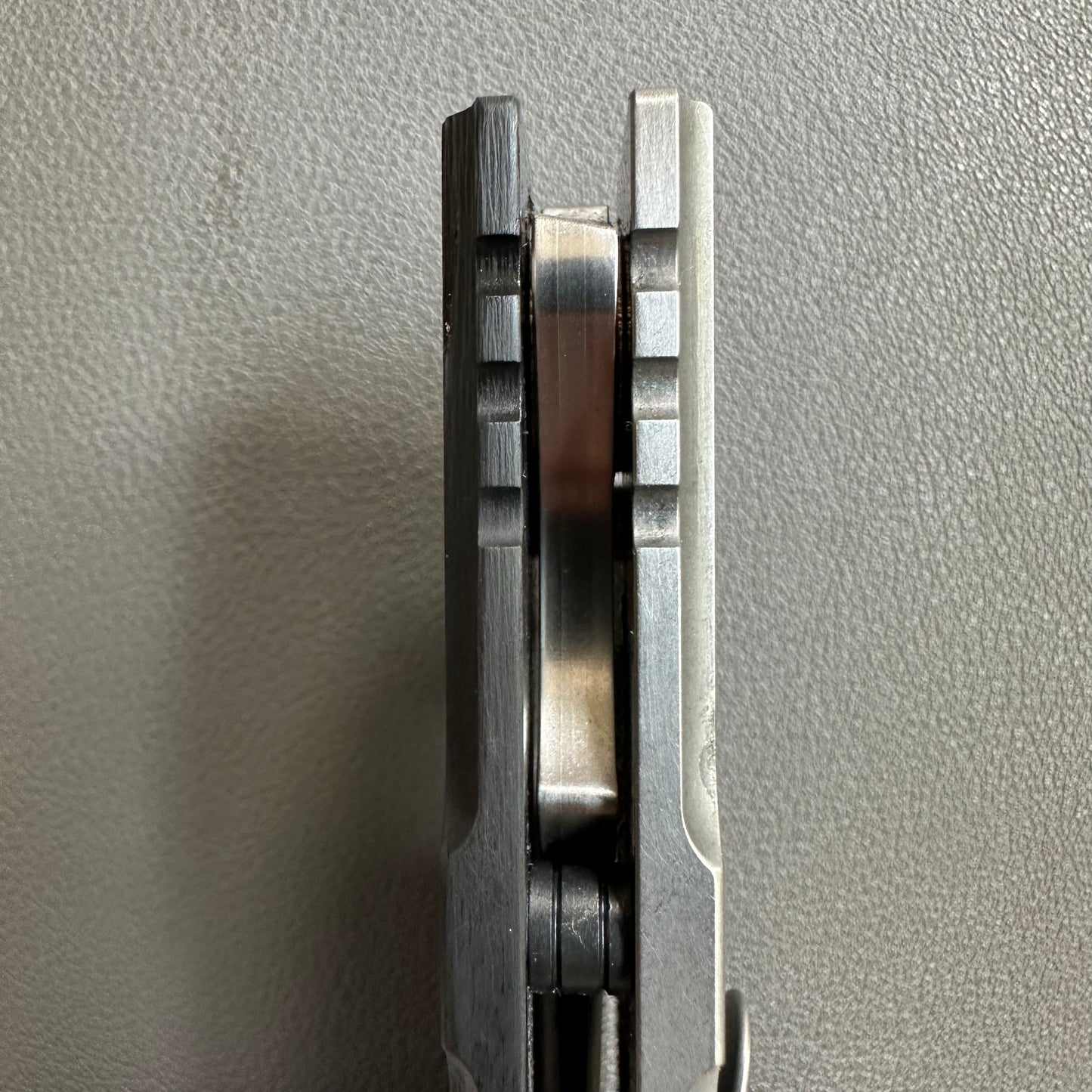 north mountain blade duane dwyer carbon fiber scales strider design BBNM