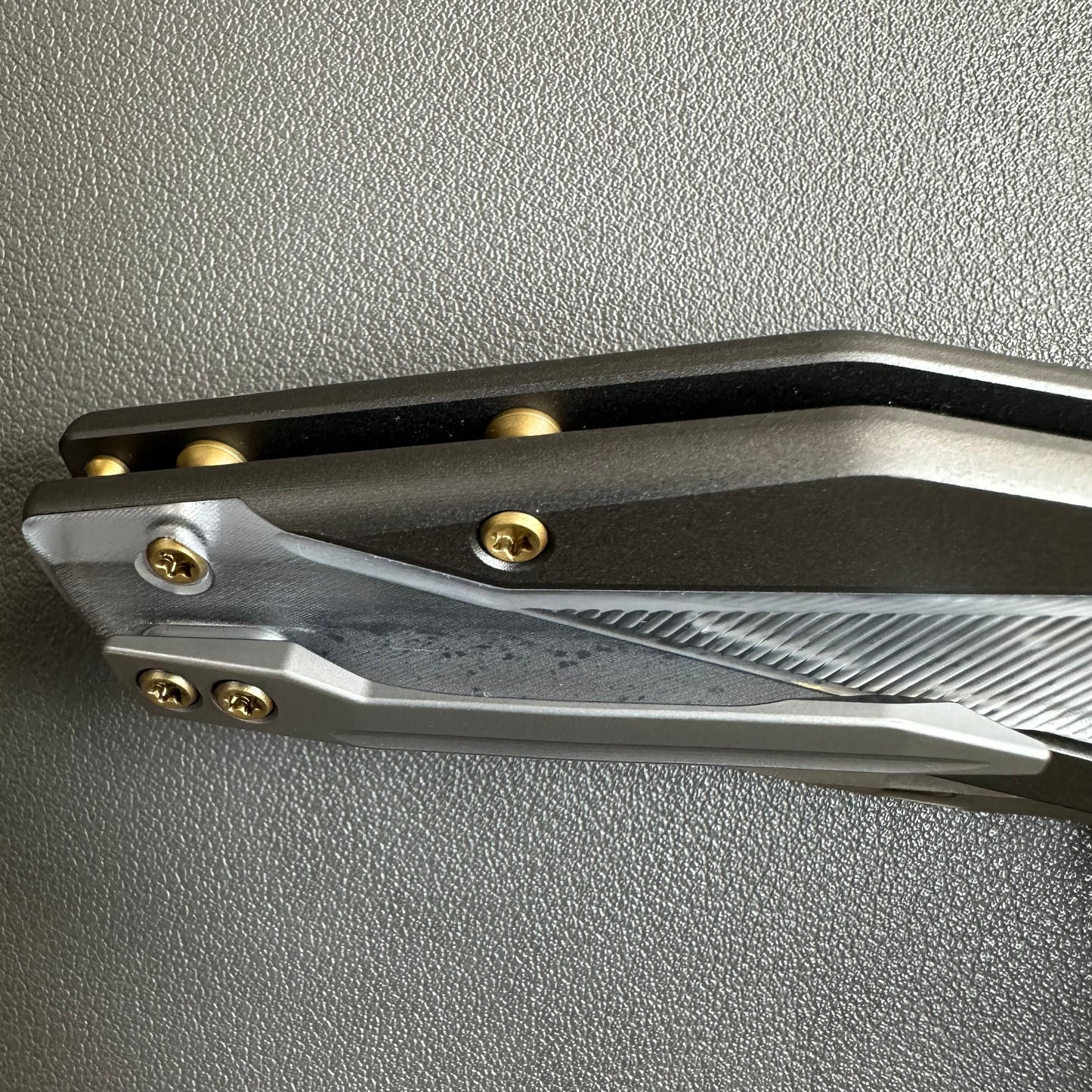 CIVIVI Wellmax Thumb Stud & Button Lock Knife Gray Aluminum Handle With Polished Clear Lexan Inlay (3.6" Satin Finished 14C28N Blade) C24008C-1