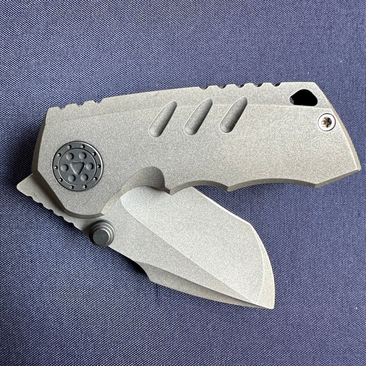 SANGYUTOU Fat Snow Titanium handle M390 blade steel micro folding knife