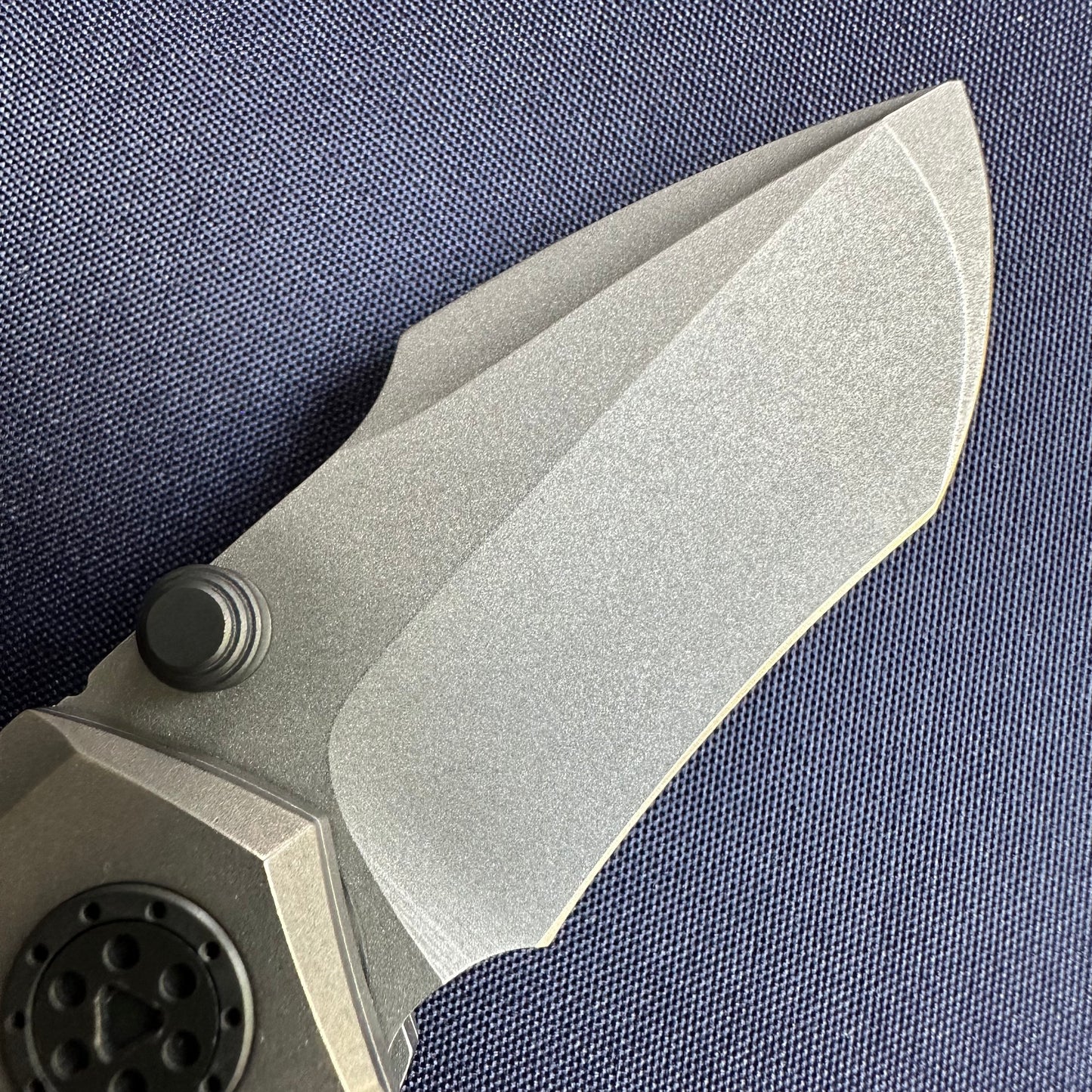 SANGYUTOU Fat Snow Titanium handle M390 blade steel micro folding knife