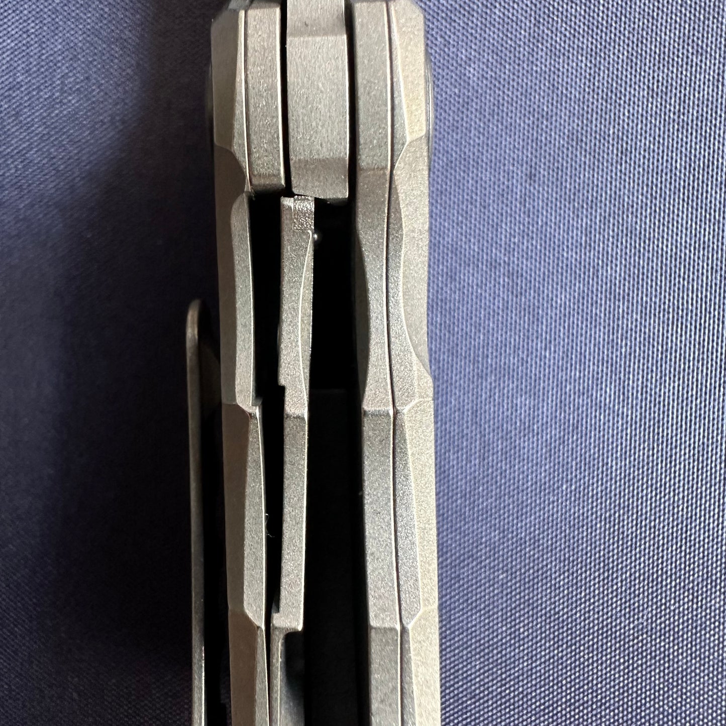 SANGYUTOU Fat Snow Titanium handle M390 blade steel micro folding knife