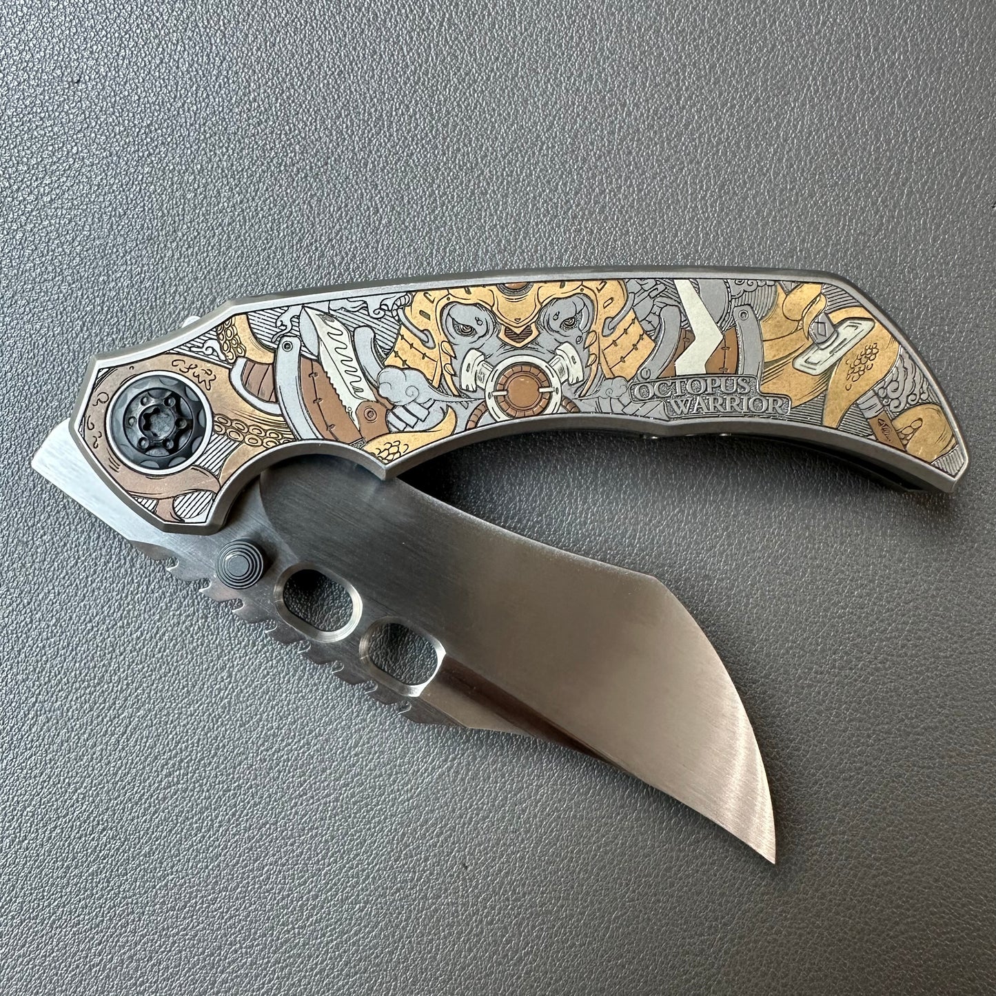 Octopus engraving titanium handle 14C28N steel Bowie blade shape