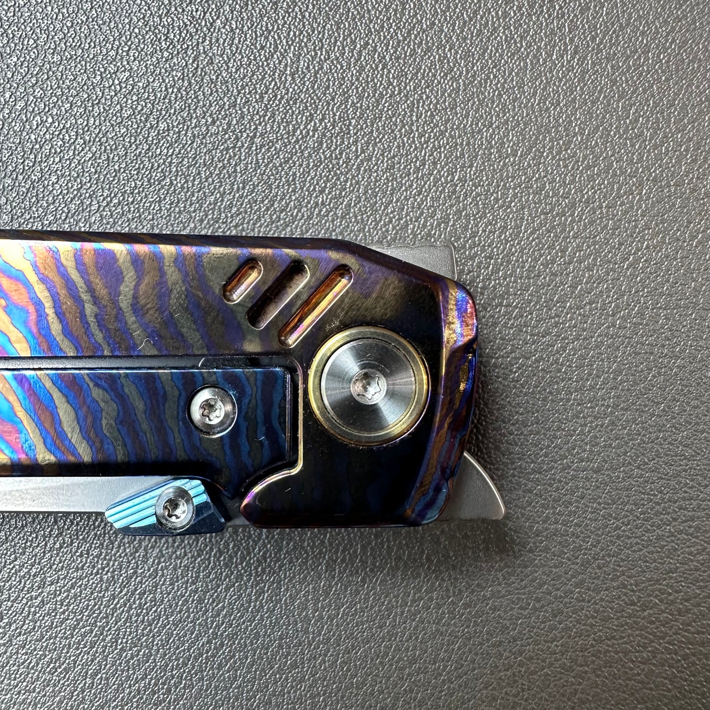 Chen Ziping CHduke "Duke" Timascus — 8/10 condition, knife only.