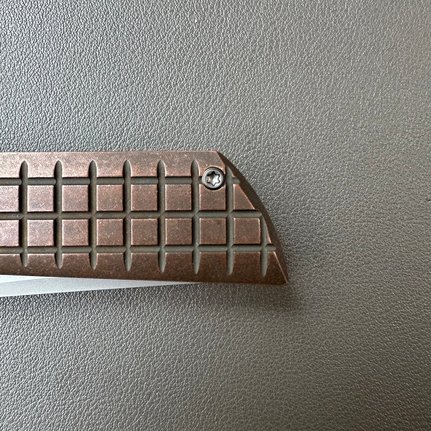 Chop2 copper handle flipper tab SLD-Magic steel button lock