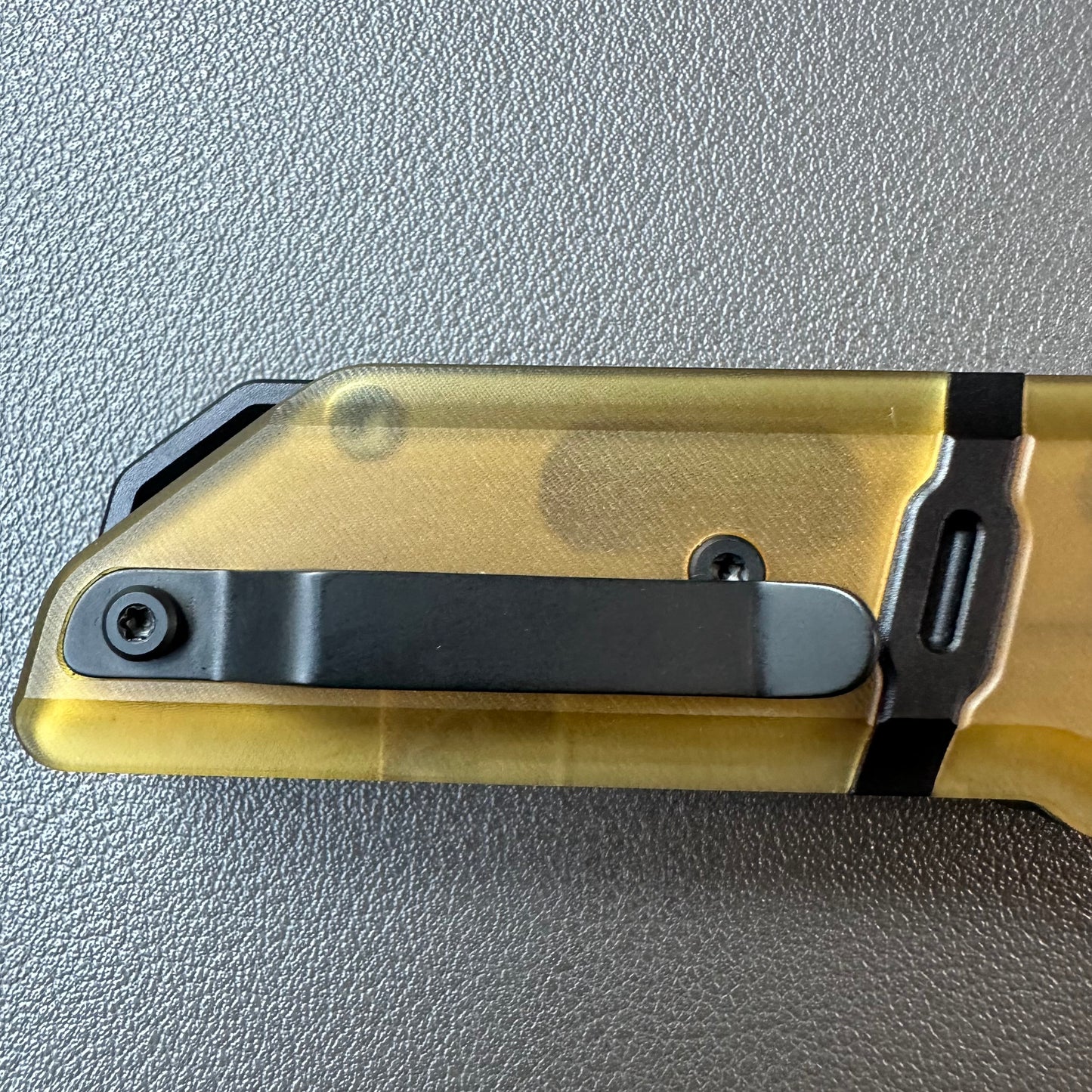 Maxace Capsule2 Ultem scales CPM-Magnacut steel