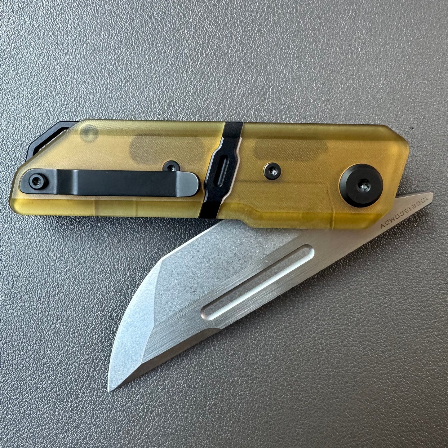 Maxace Capsule2 Ultem scales CPM-Magnacut steel