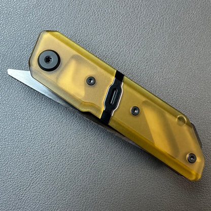 Maxace Capsule2 Ultem scales CPM-Magnacut steel