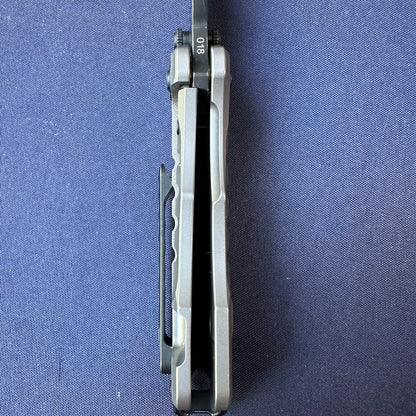 Moyeworks BK1A folding pry bar titanium handle liner lock