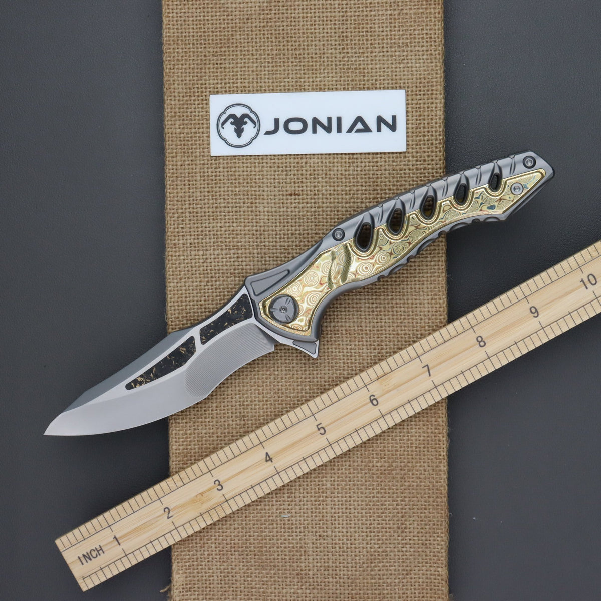 Maxace Hive