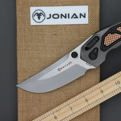 Maxace Blacklight 01
