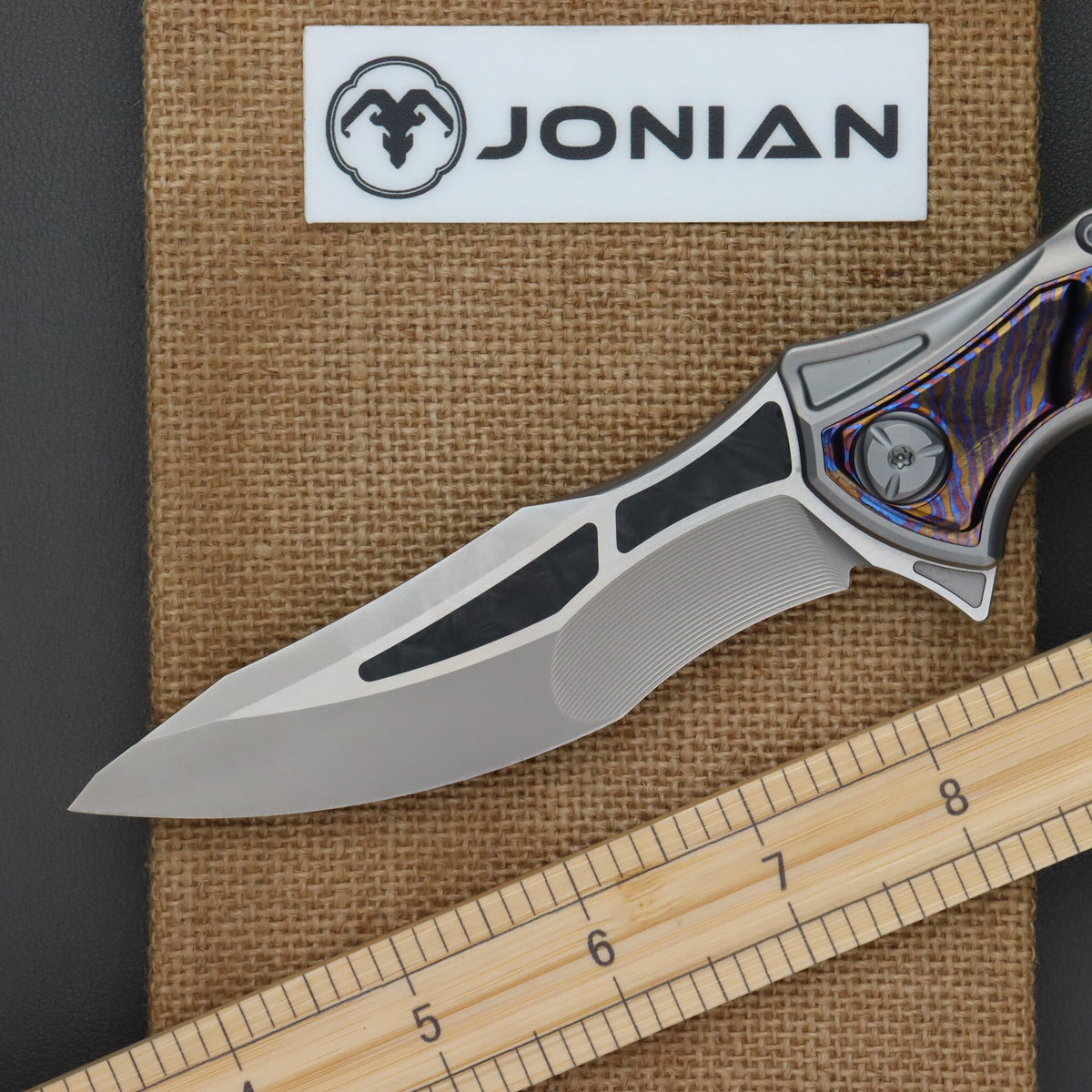 Maxace Hive Timascus Scales