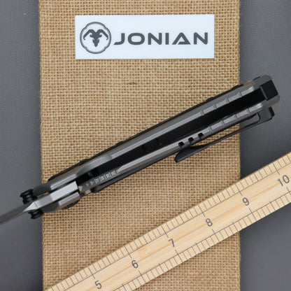 Maxace Blacklight 01