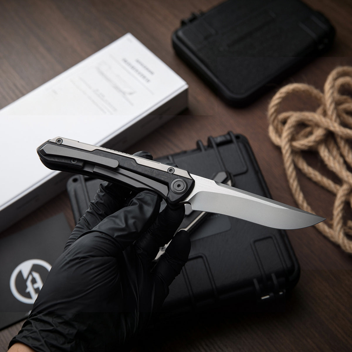maxace kestrel MM42-1-G carbon fiber scales glow in the dark