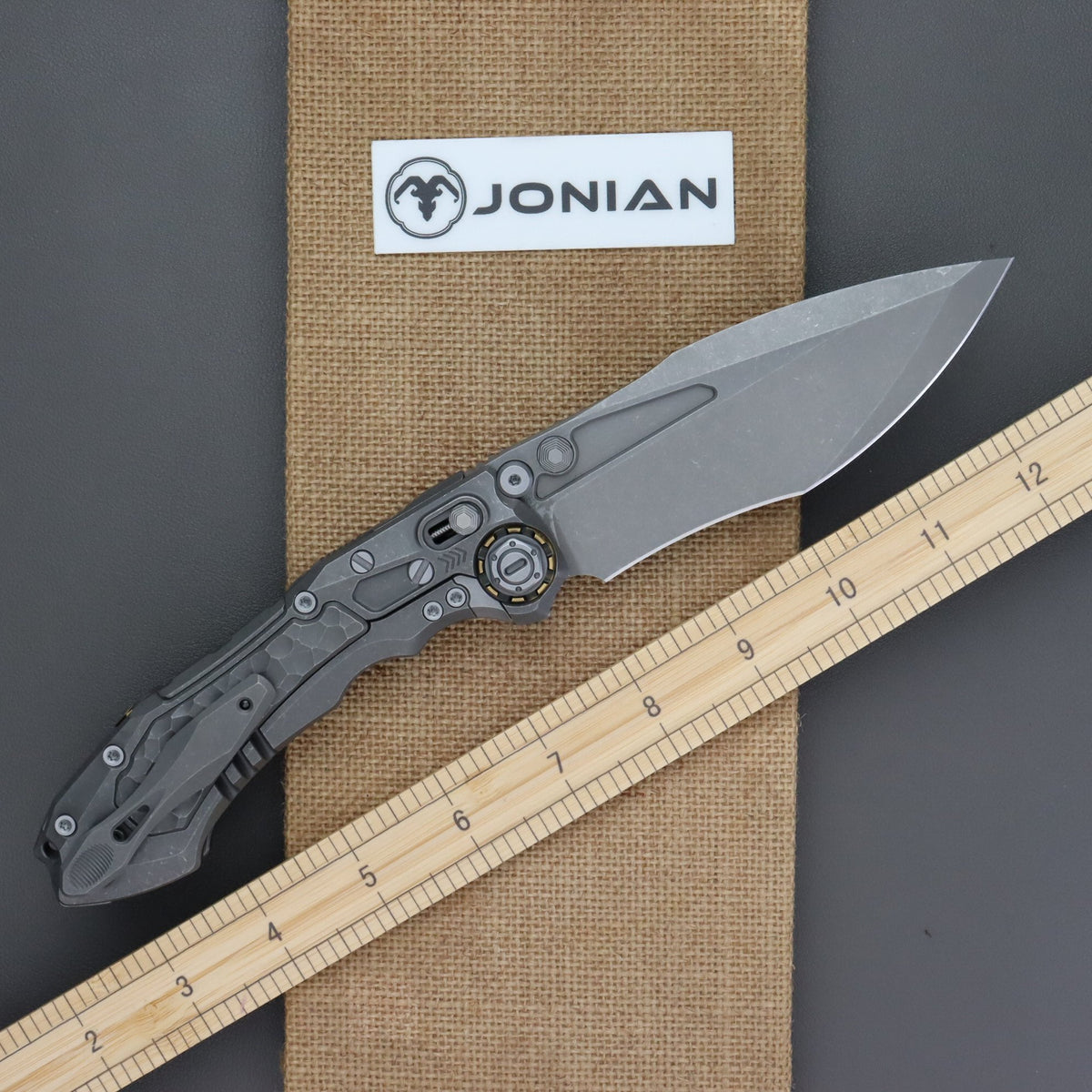 District 9 Rock Stone-Wash Finish