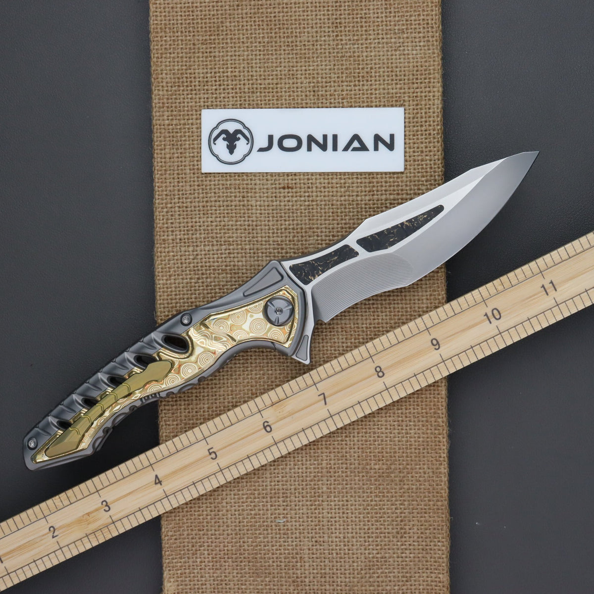 Maxace Hive