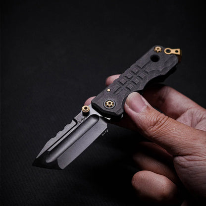 Moyeworks BK1B folding pry bar titanium handle liner lock