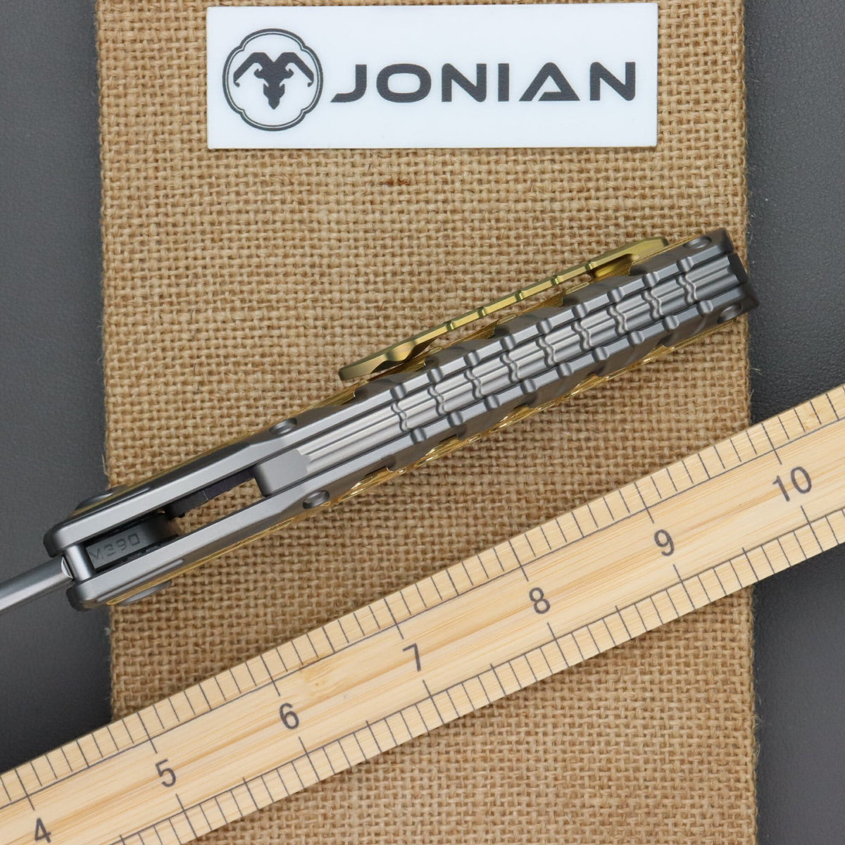 Maxace Hive