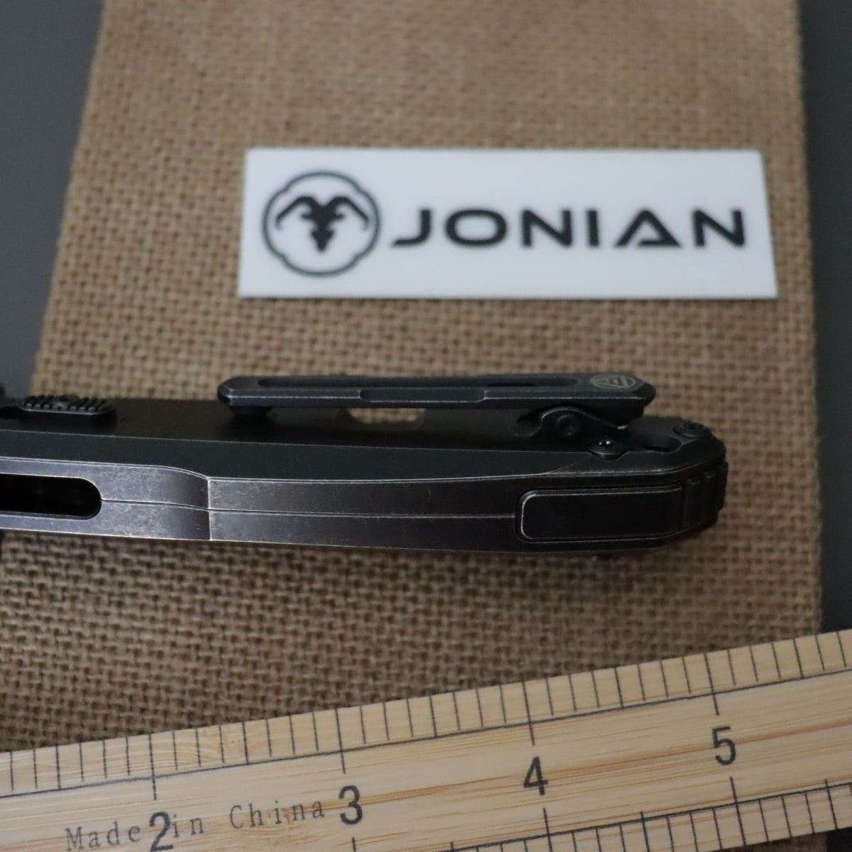 District 9 Surprise Attack black stonewash