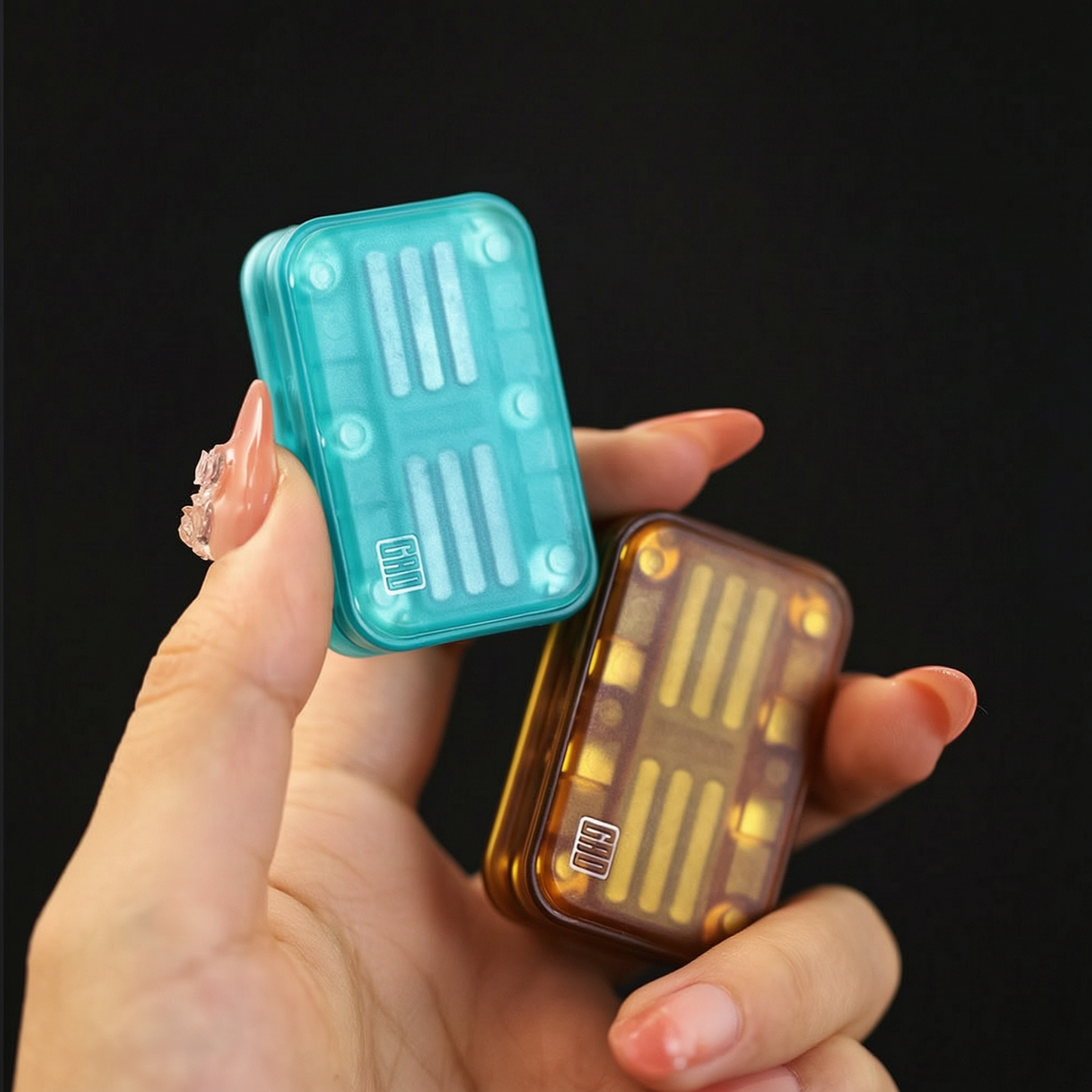 Let's have some fun with the "Finger Play House Magnetic Block Trick Infinite Position Card Pushing Stress-relieving Toy", fingertip Stress-relieving Rice cake EDC