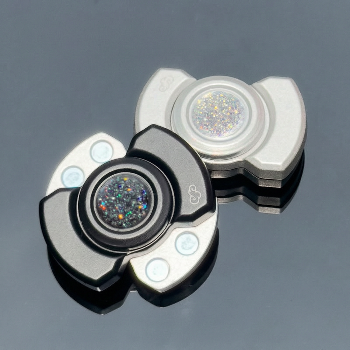 edc Stress-relieving Toy Alloy Three-in-one fidget Spinner, Papa Coin, Finger Stress-relieving Magic Tool, Telegraph clip, card Push