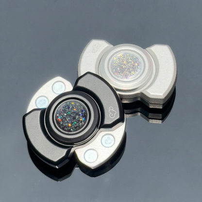 edc Stress-relieving Toy Alloy Three-in-one fidget Spinner, Papa Coin, Finger Stress-relieving Magic Tool, Telegraph clip, card Push